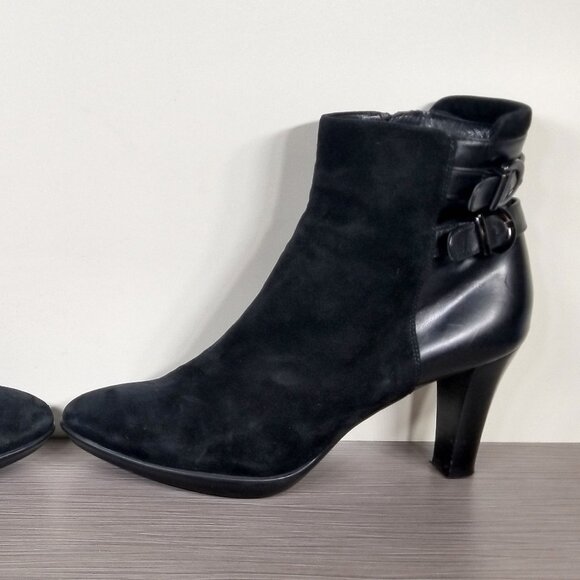 Aquatalia Roma Weatherproof Bootie, Black Suede & Leather, Womens Size 9 M - Picture 9 of 12